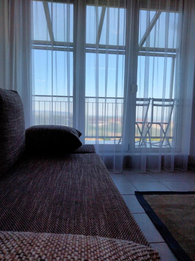 Wildflower Apartment Балатонфюред Экстерьер фото